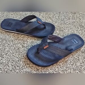 Rockin Footwear Men's Comfort Flip Flops Shoreline Series Navy SIZE 11